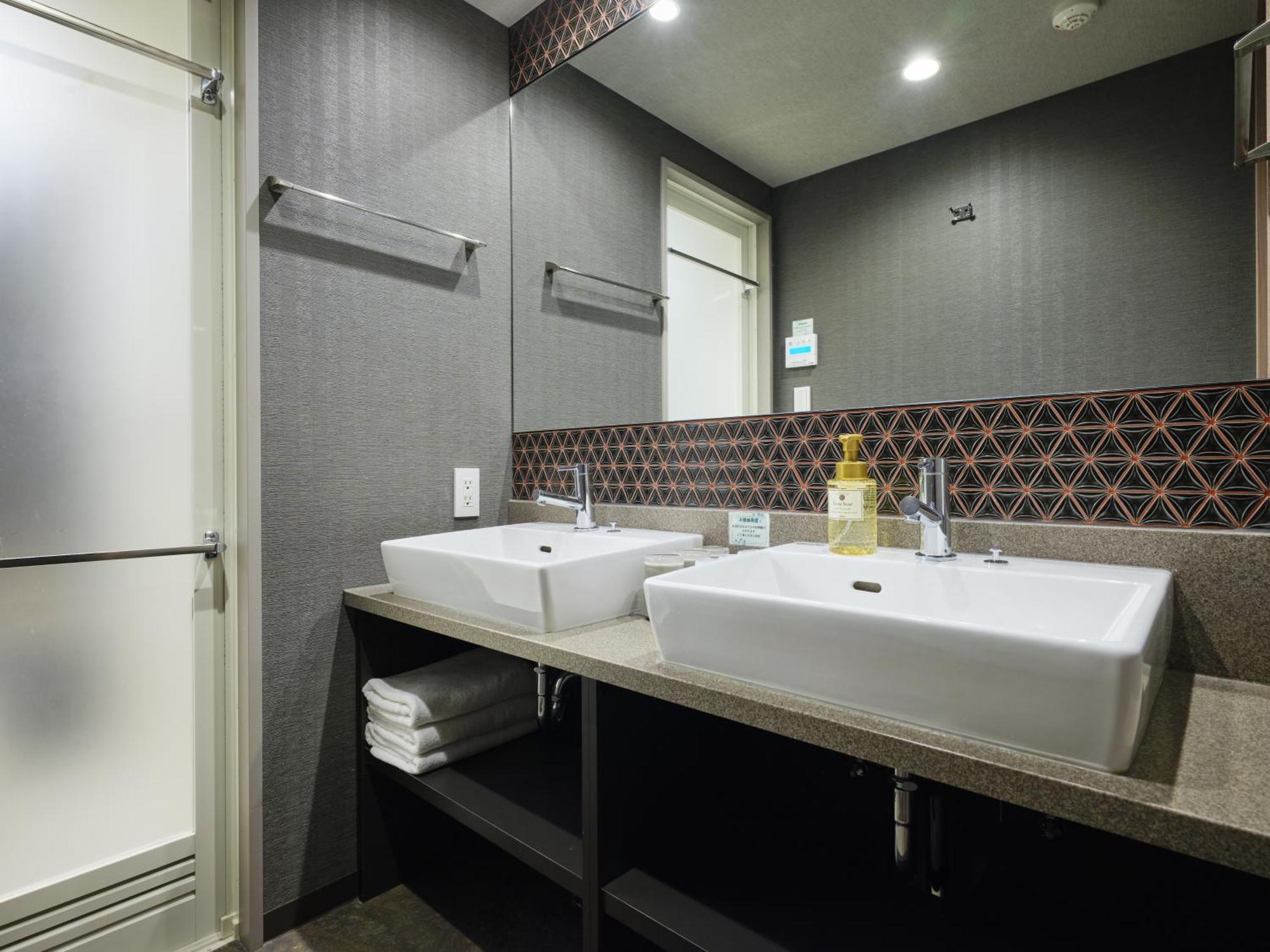 Monday Apart Premium Nihonbashi Tokyo Exterior photo